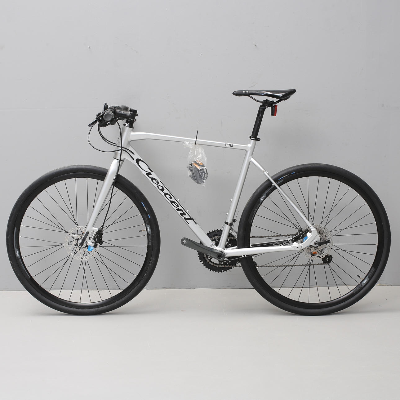 CYKEL, Crescent Yotta, ny.