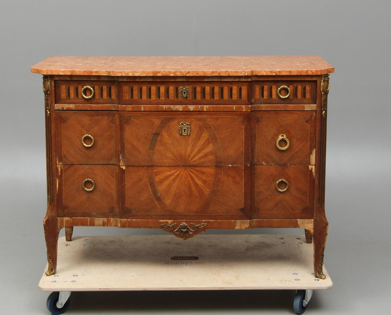 BYRÅ, med stenskiva, gustaviansk stil, 1900-tal.