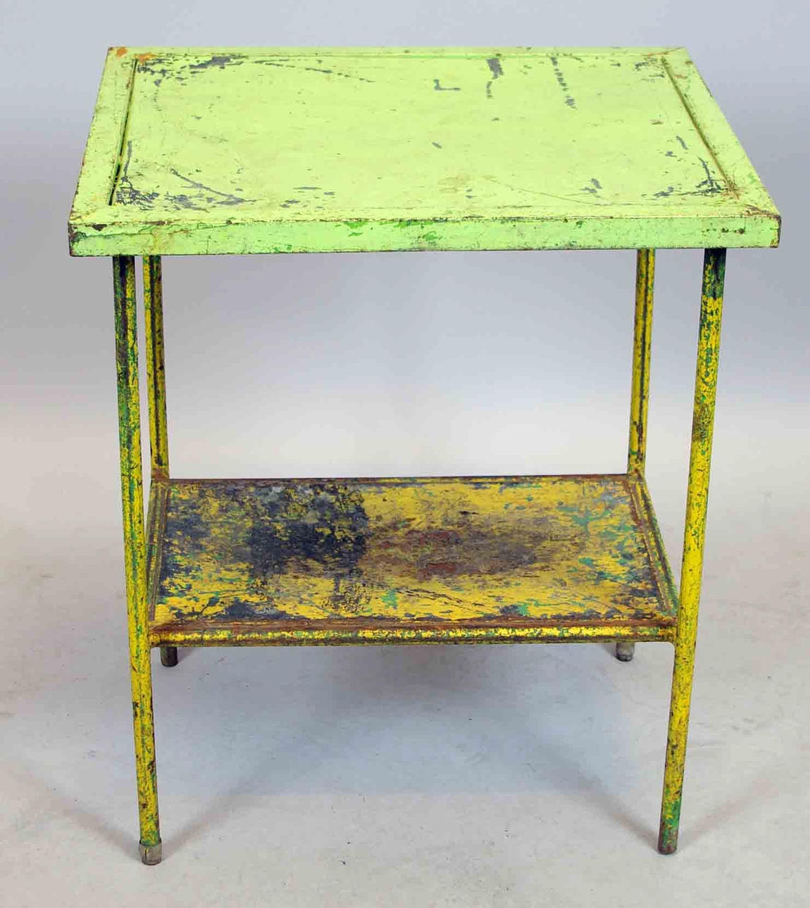 BLOMSTERBORD, grönmålad plåt/metall, 1940/50-tal.