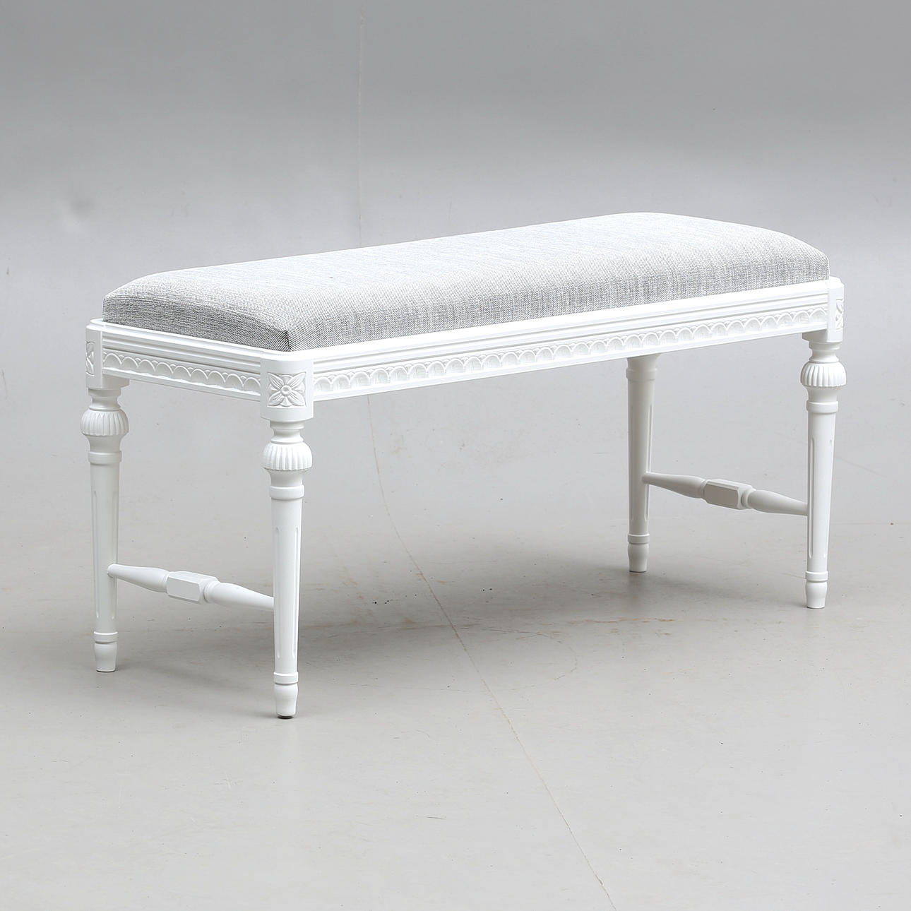 HOCKER, Gustavianischer Stil, Königsbett, zeitgenössisch.