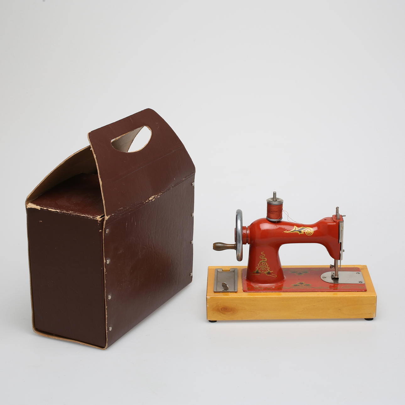 CHILDREN'S SEWING MACHINE, USSR.