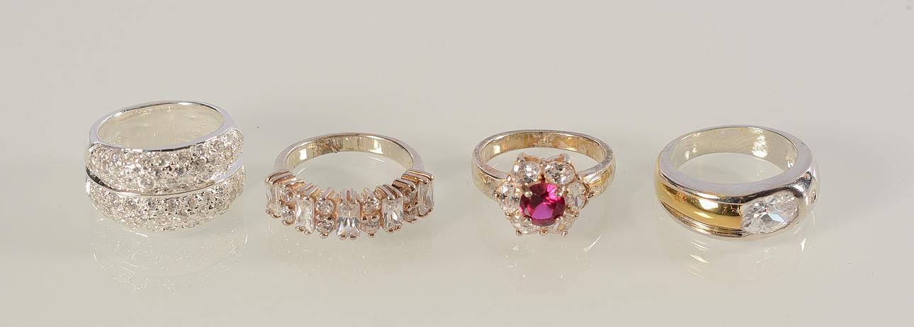 RINGAR, 4 st, sterlingsilver med stenar.