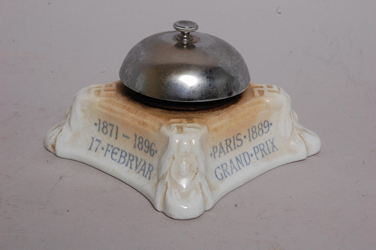 RECEPTIONKLOCKA, porslin, 1900-tal.