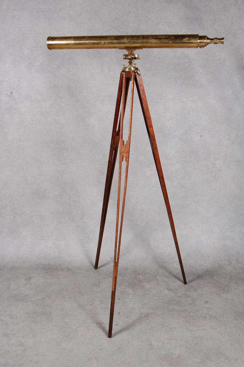 TUBKIKARE, på benställning, 1900-talets första hälft.