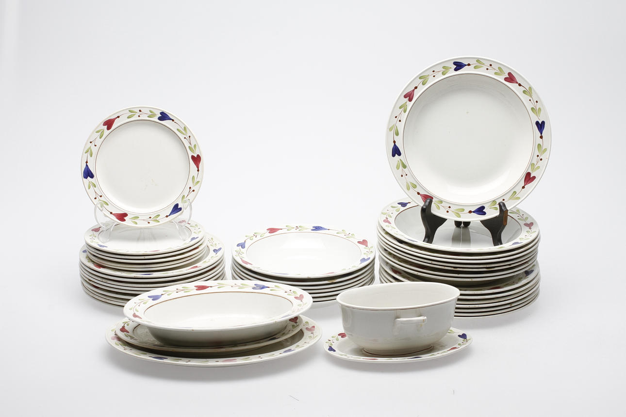 MATSERVIS, 41 delar, flintgods, "Ranka", Stig Lindberg, Gustavsberg.