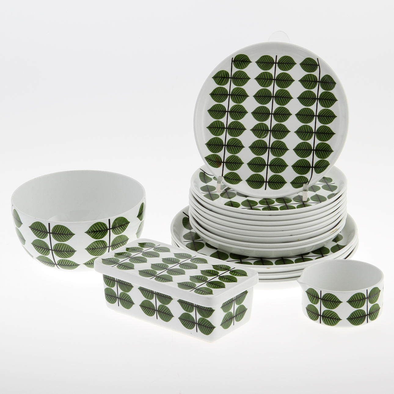 STIG LINDBERG. DELAR TILL SERVIS, 15 delar. "Berså", Gustavsberg.