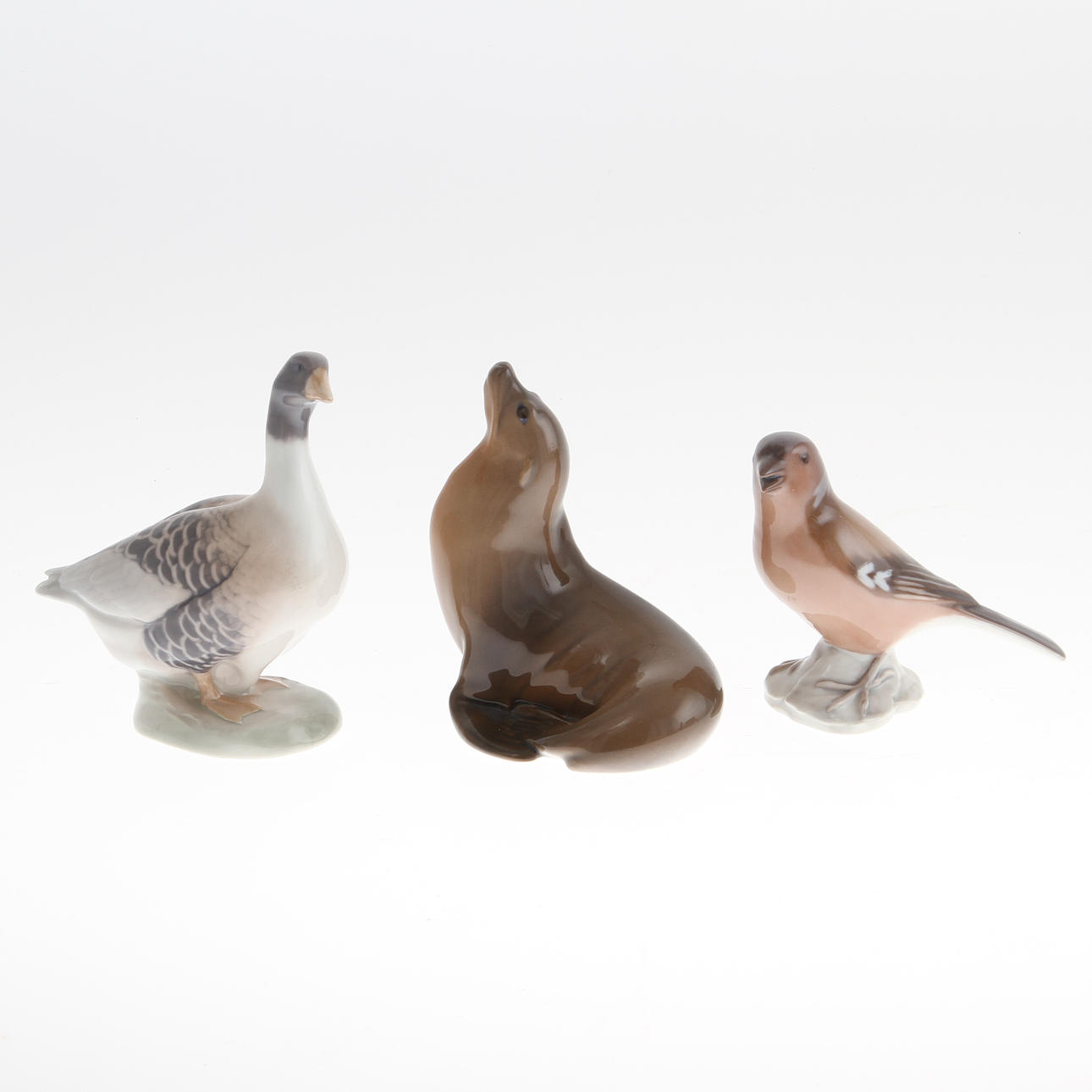 FIGURINER, 3 st, Royal Copenhagen och Bing & Gröndahl.