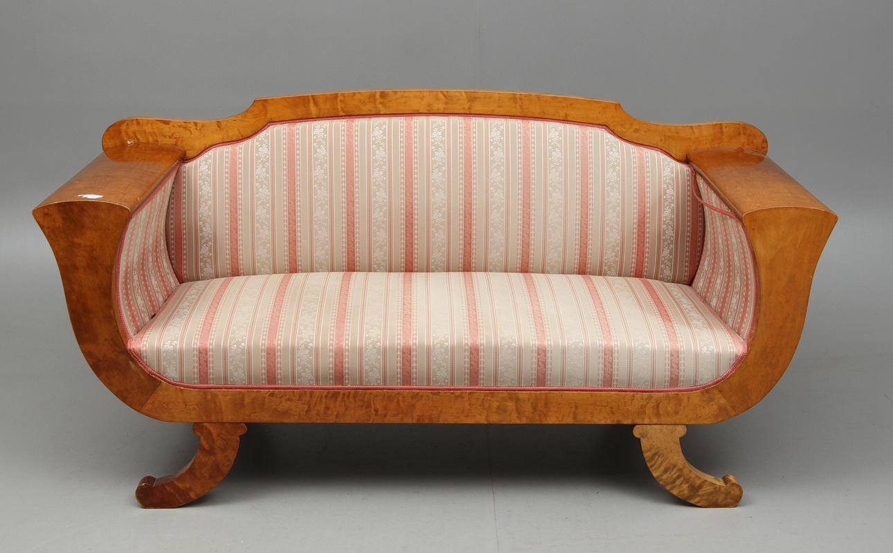 SOFFA, Karl Johan-stil, 1900-tal.