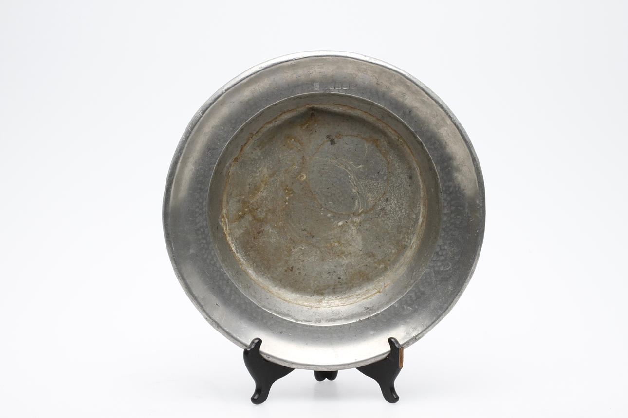 SKÅLFAT, tenn, Nils Eric Justelius, Eksjö 1837.