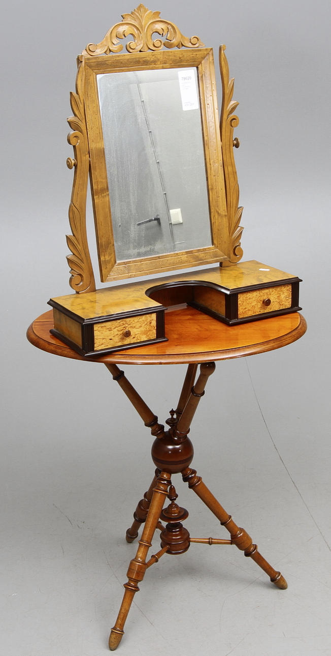 BYRÅSPEGEL samt PELARBORD C:a 1900.