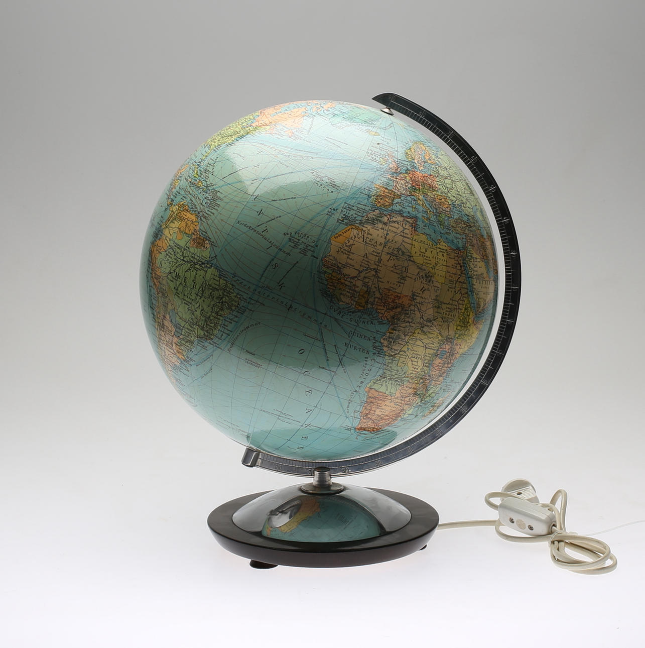 GLOBE, vidrio, Columbus Duo, Estocolmo, 1900.