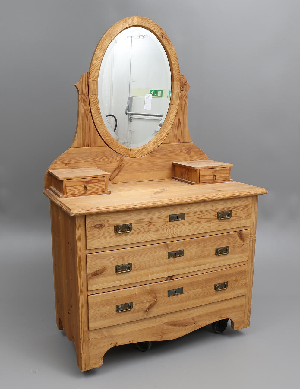 SPEGELBYRÅ, 1900-talets början.