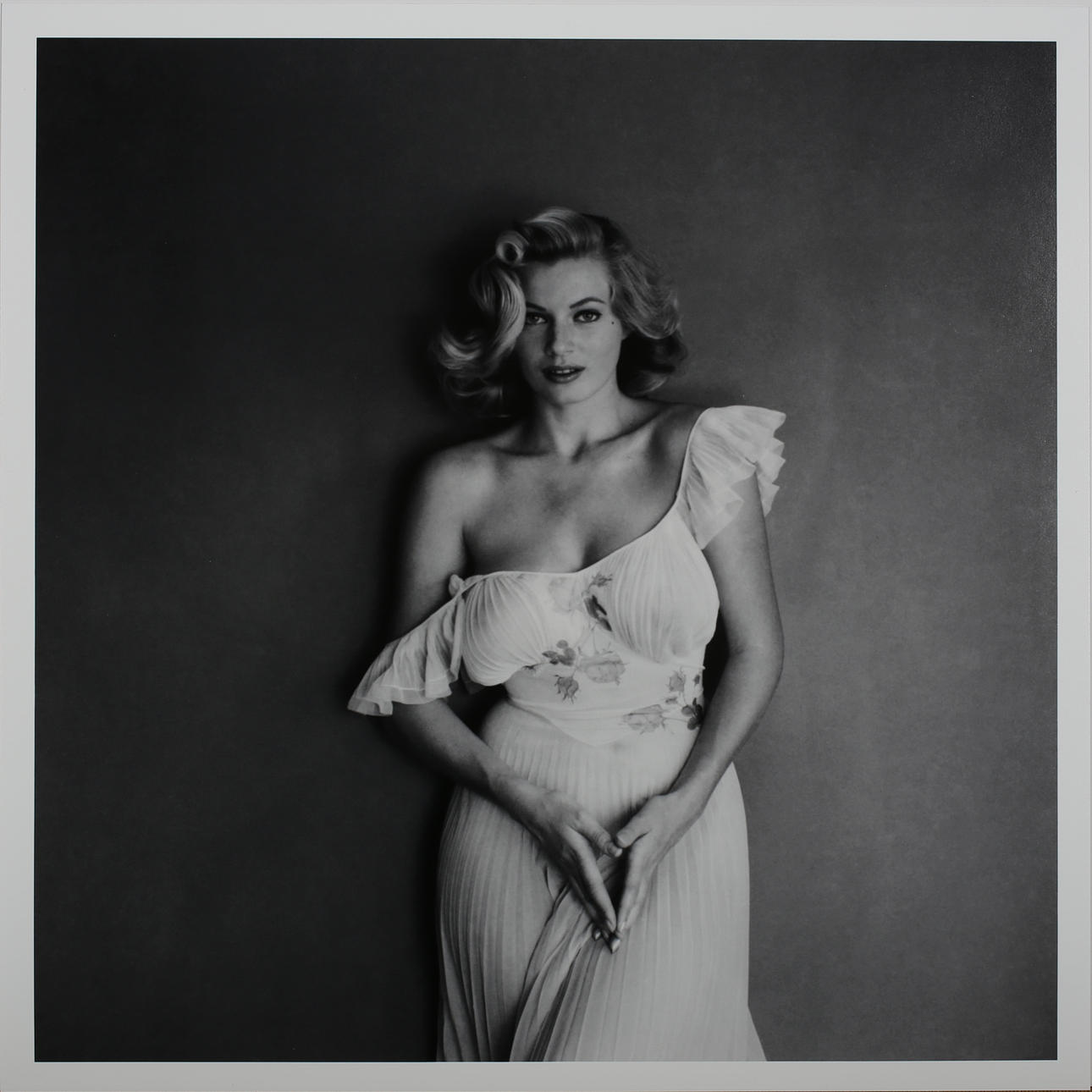 ANDRÉ DE DIENES. Anita Ekberg. Fine art print. Stämpelmärkt á tergo och numrerad 119/200, daterad 16/5-2006.