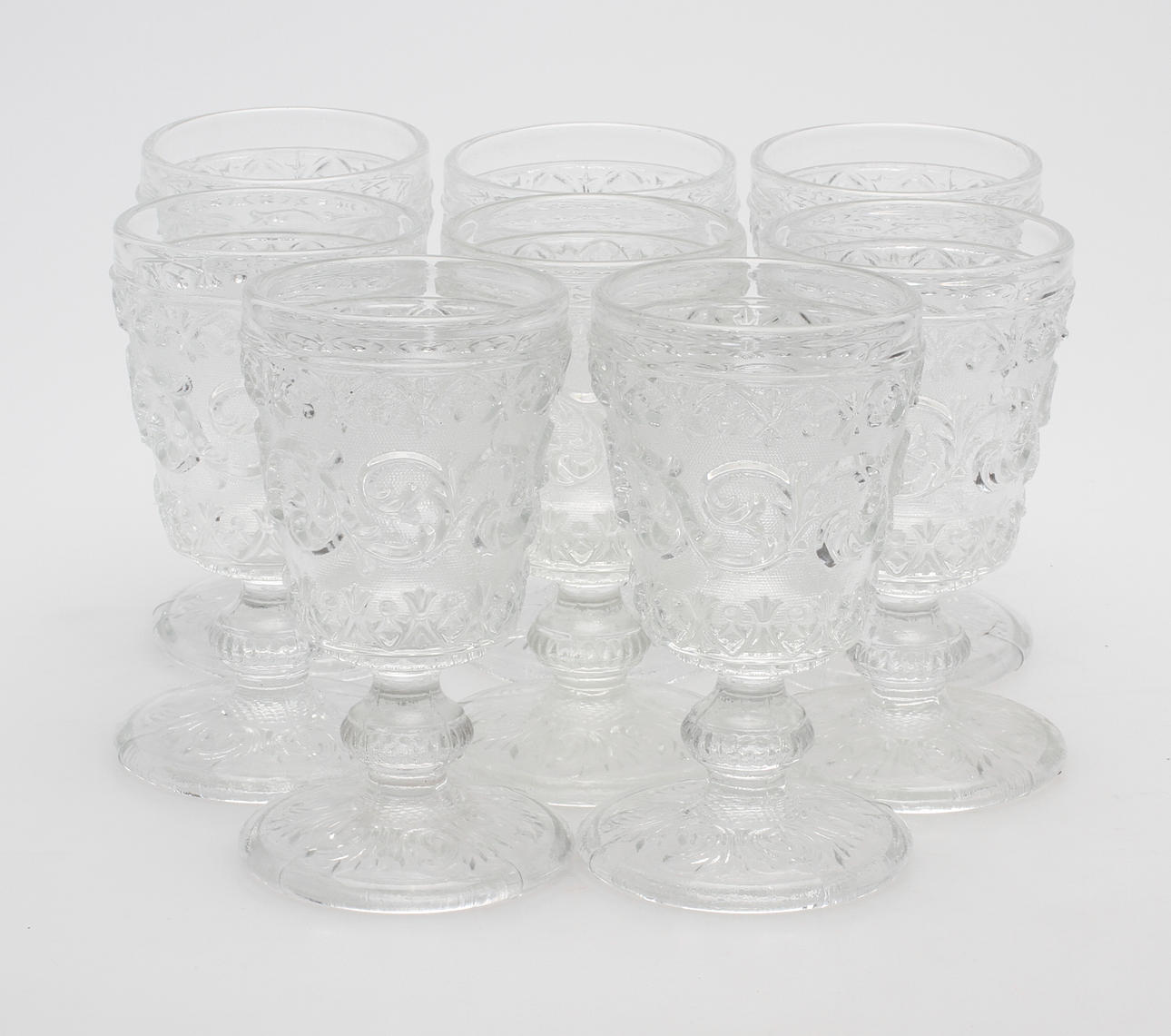 VINGLAS, 8 st, pressglas, 1900-tal.