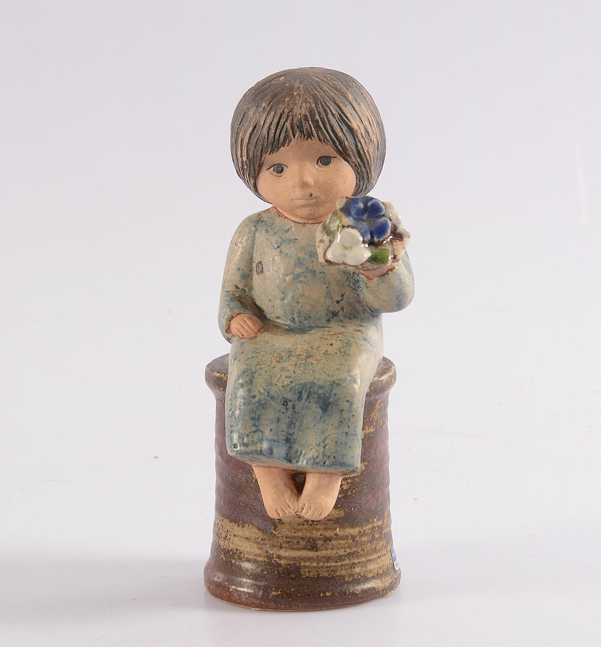 FIGUR, Steinzeug, "Blomsterflickan", Lisa Larson, Gustavsberg Studiohanden.