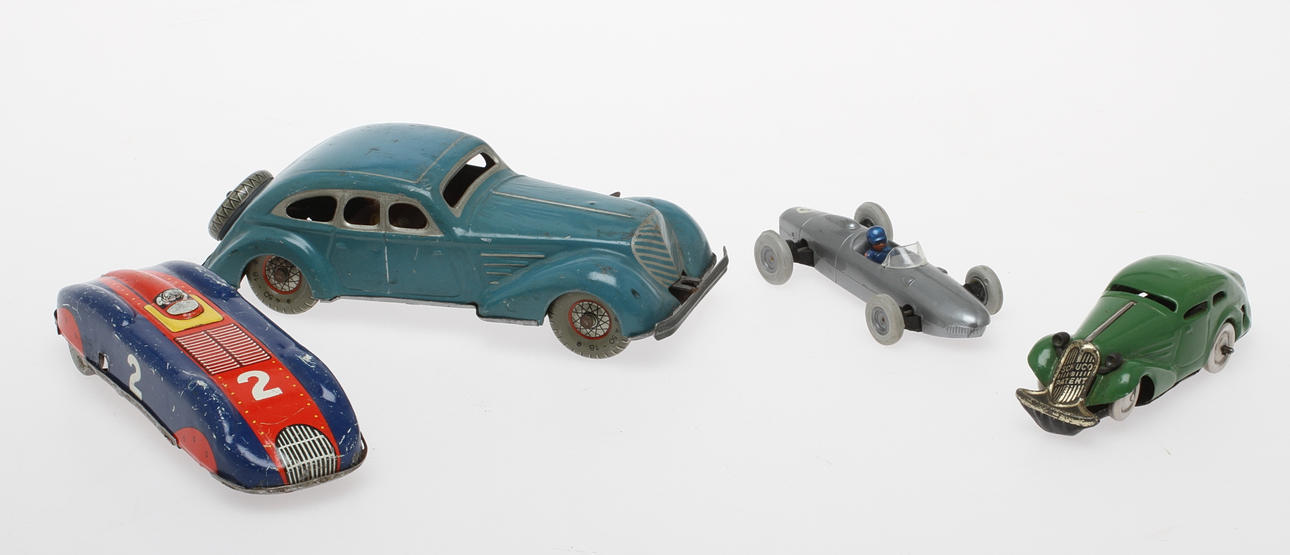 MODELLBILAR bland andra SCHUCO och INGAP.