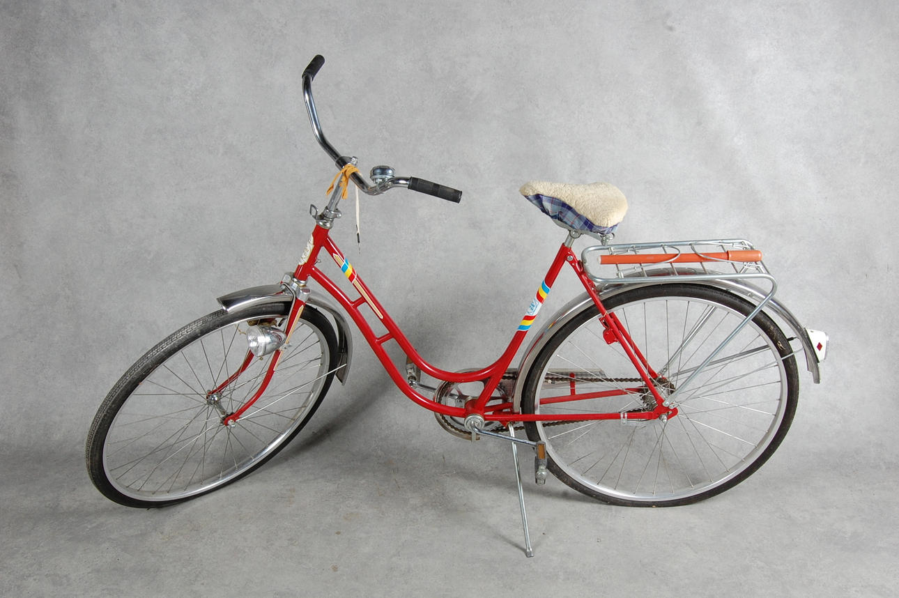 DAMCYKEL, " FRAM KING ".