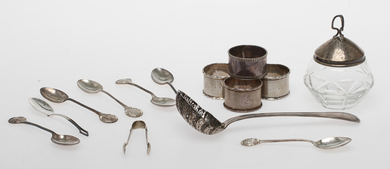 PARTI SILVER, bla strösked och servettringar, Frankrike och England.