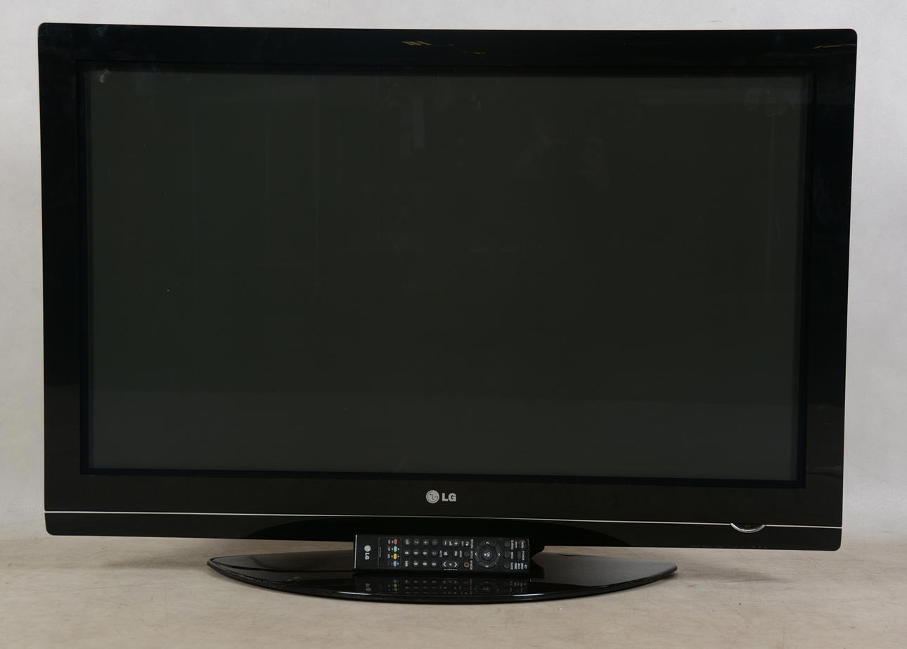 TV, LG 42 tum.