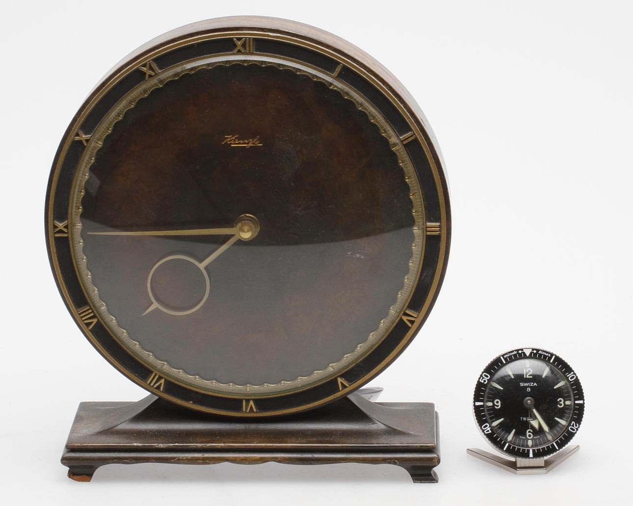 BORDSUR, 2 st, Kientzle och Swiza.