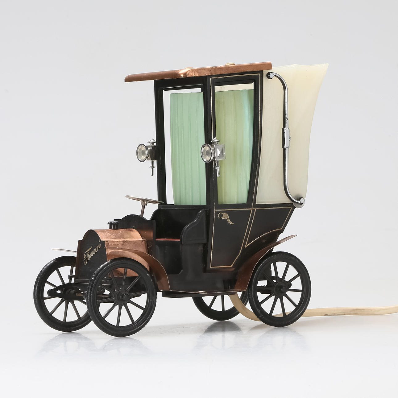 BORDSLAMPA, Ferrari bil.