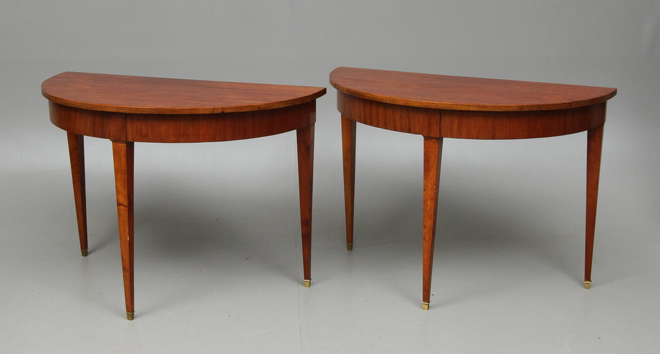 MATSALSBORD, bland annat mahognyfaner, 1800-tal.