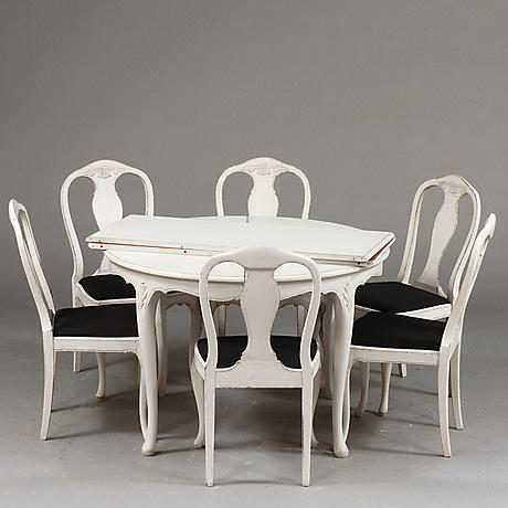 MUEBLES DE COMEDOR, 7 piezas, estilo rococó.