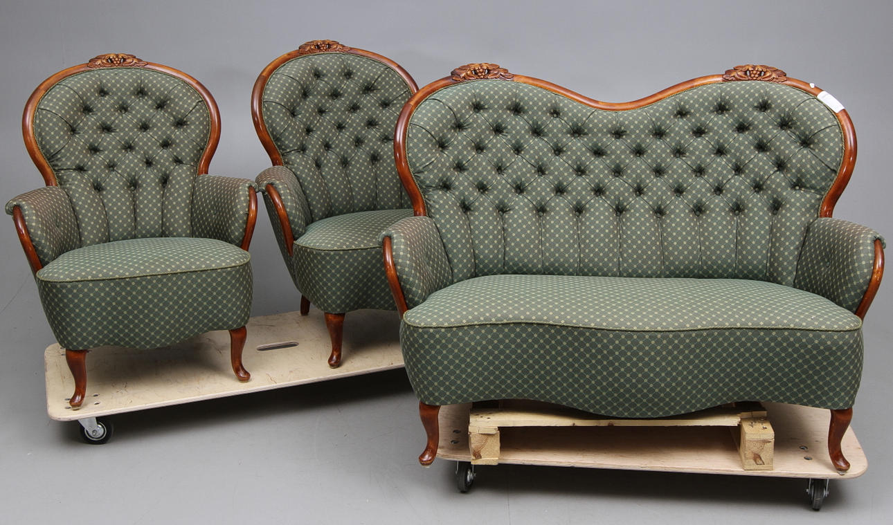 SOFFGRUPP:Nyrokokostil, 3 del ,1900-talets mitt.