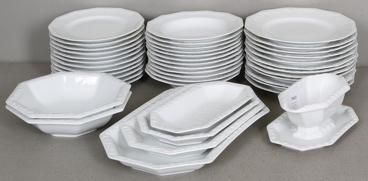 MATSERVIS, 43 delar, porslin, Classic Rose Collection, Rosenthal Group, Tyskland.