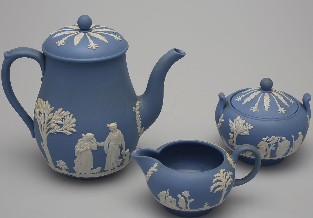 KAFFESERVIS, 3 delar, jasper ware, Wedgewood, England.