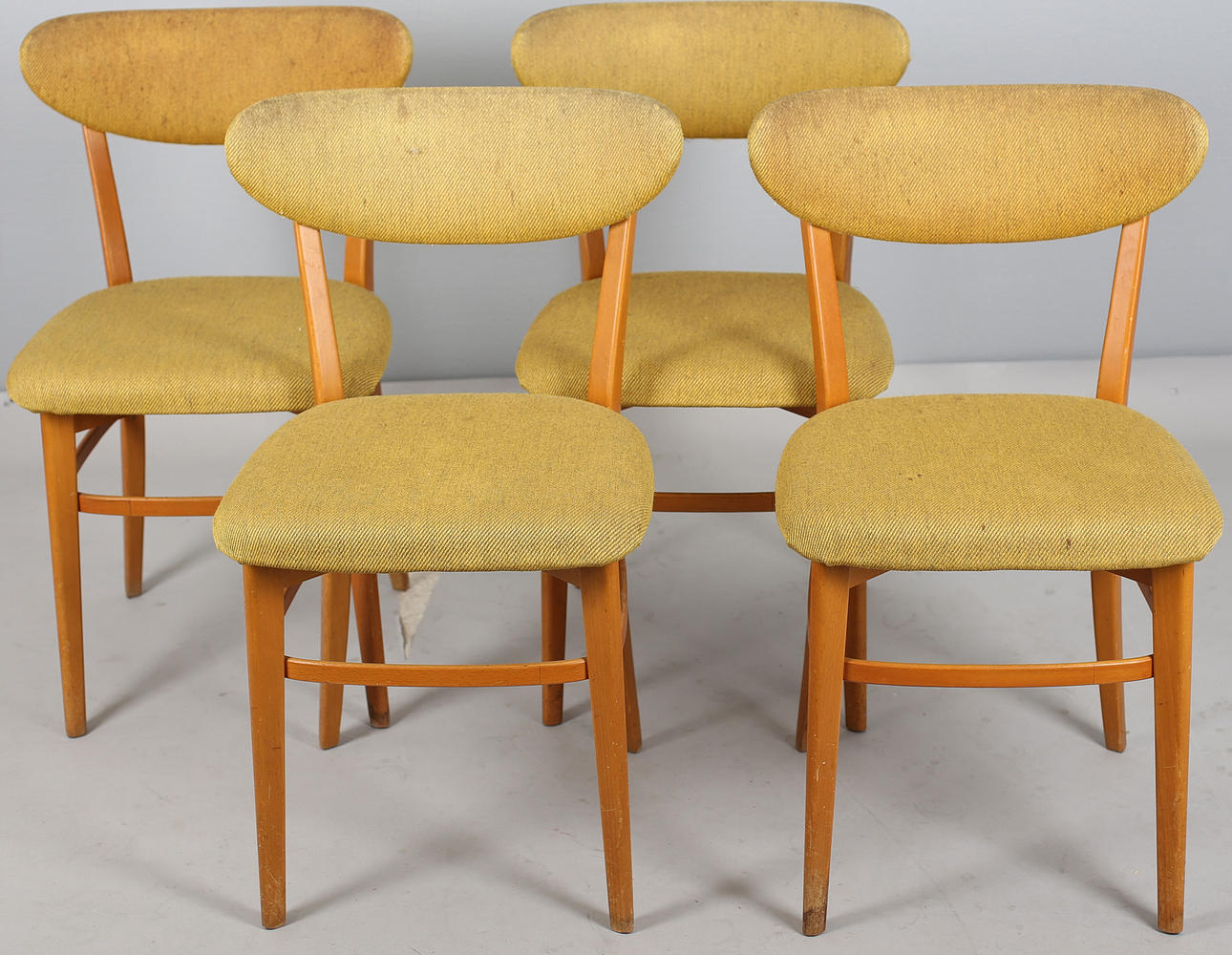 STOLAR, 4 st, stämpelmärkta NK Nordiska modellnummer 561-030 23 10 1958.