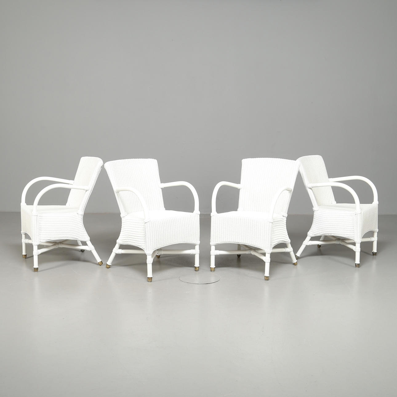 KÖRBE, 4 weiße Vincent Sheppard Evolutions.