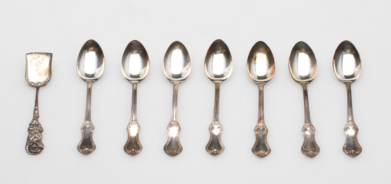 PARTI SILVER, 8 delar, ca 120 gram.