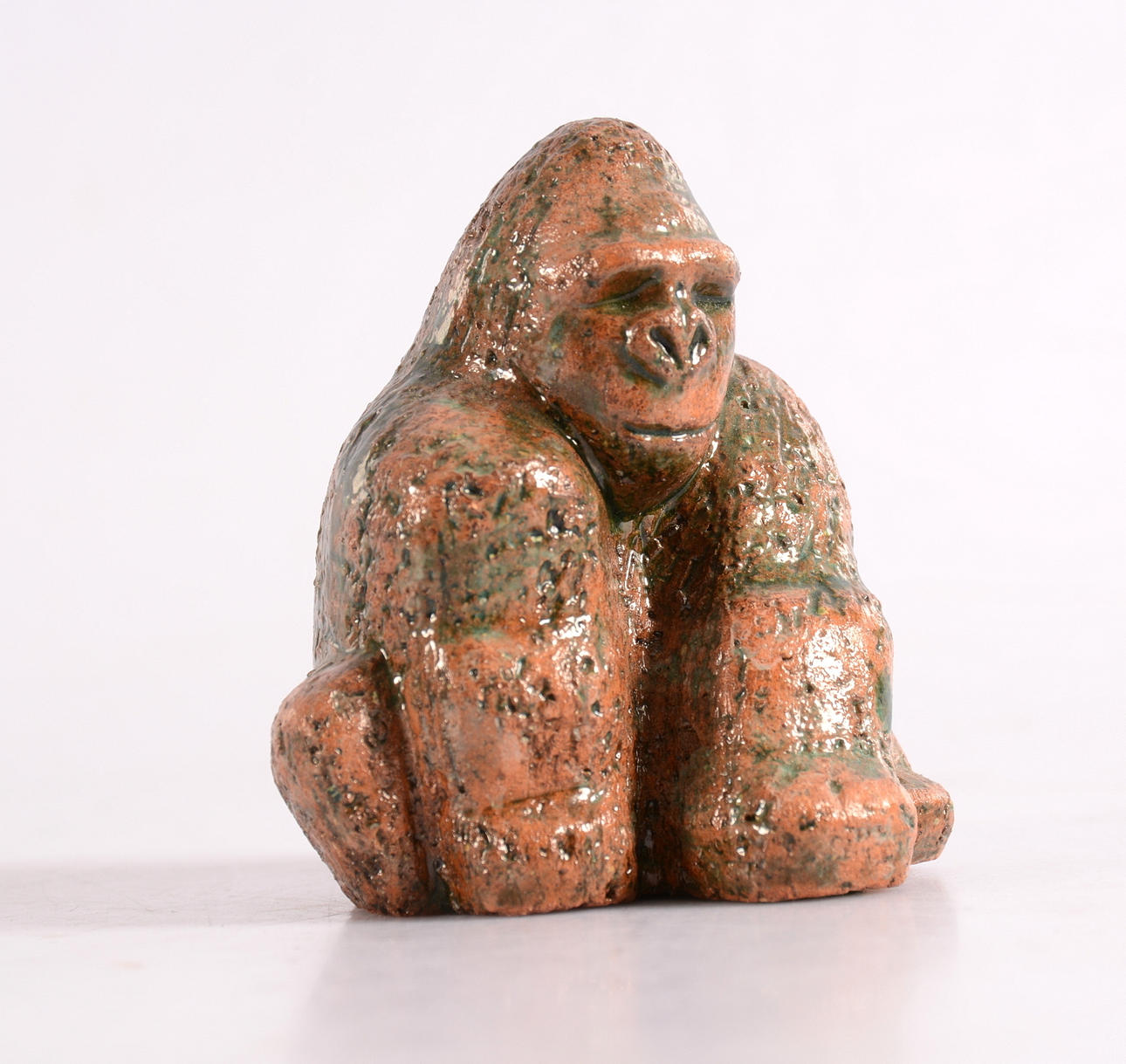 LARS PAGFELDT. Apa, stengods.