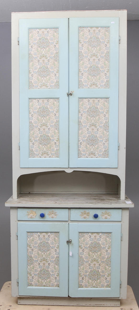 HÖGSKÅP, 1930 tal.