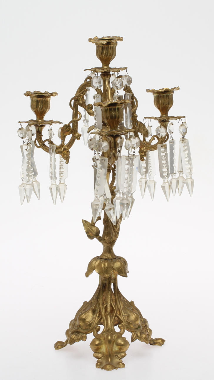 KANDELABER, för 4 ljus, behängd med prismor, 1900-tal.