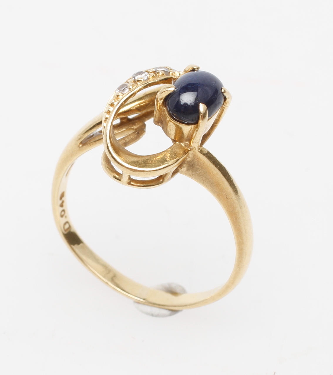 RING, 18k guld, med stenar, vikt ca 2,6 gr.