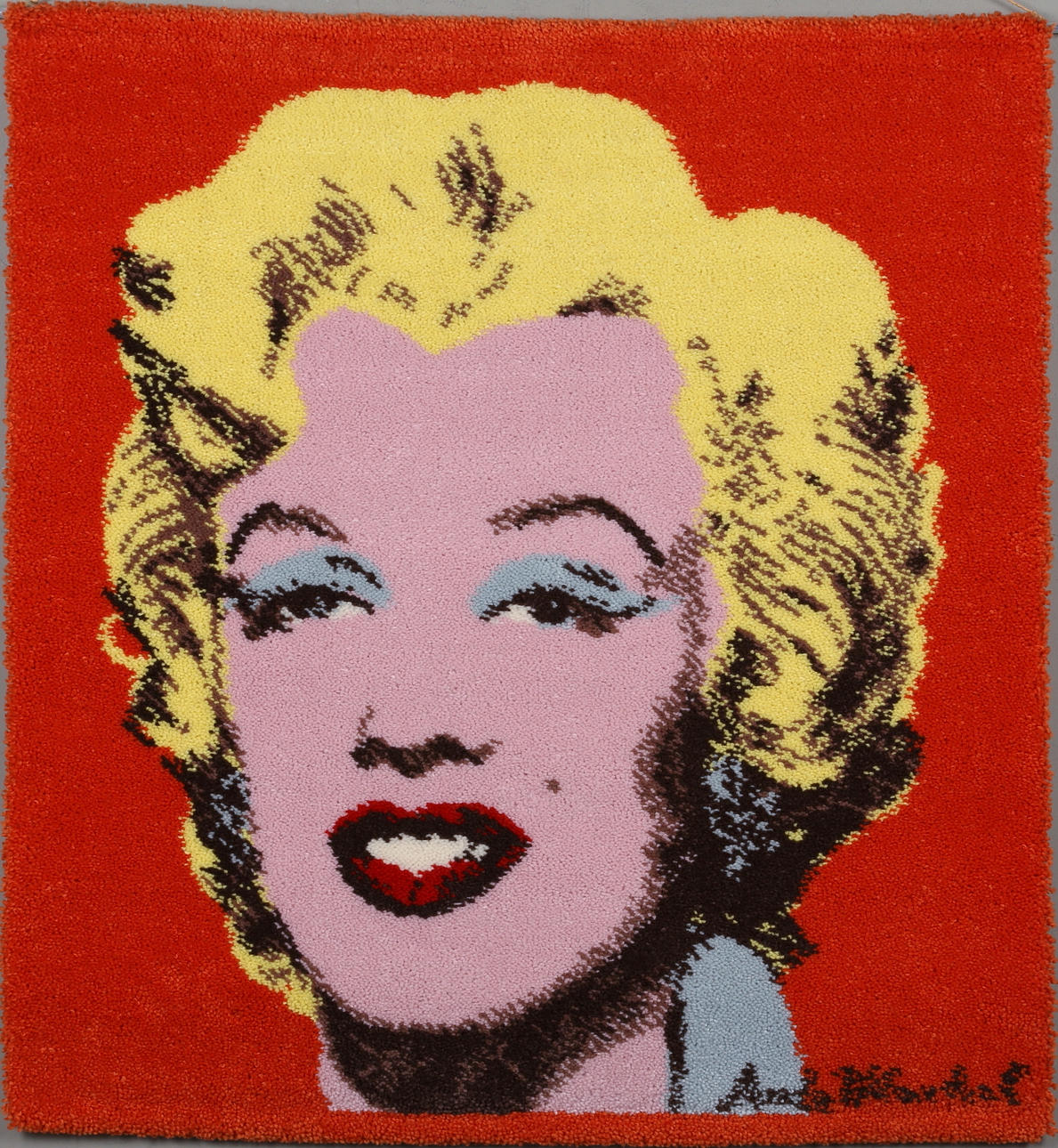 ANDY WARHOL. EFTER. matta, tuftad. Ca 88 x 81 cm.