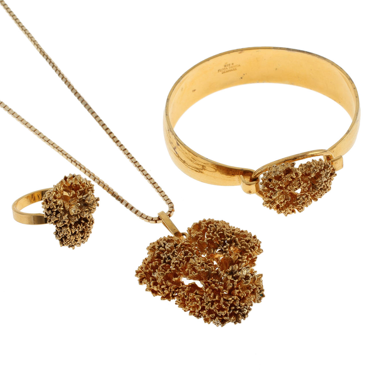 SMYCKESET, 3 del, silver, Flora Danica, Danmark. Ca 70 gram.