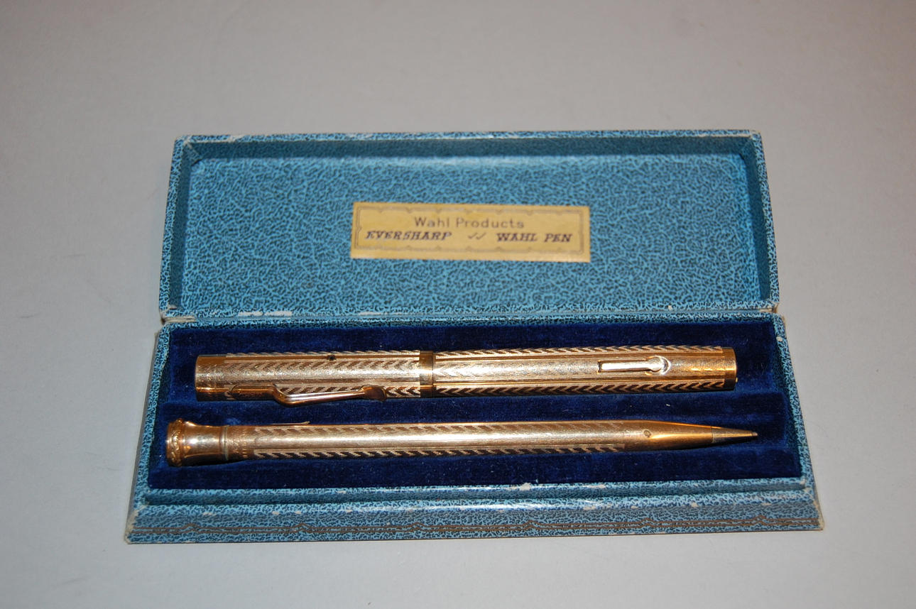 RESERVOARPENNA, BLYERTS, av märket " EVERSHARP WAHL PEN, 1920-tal.