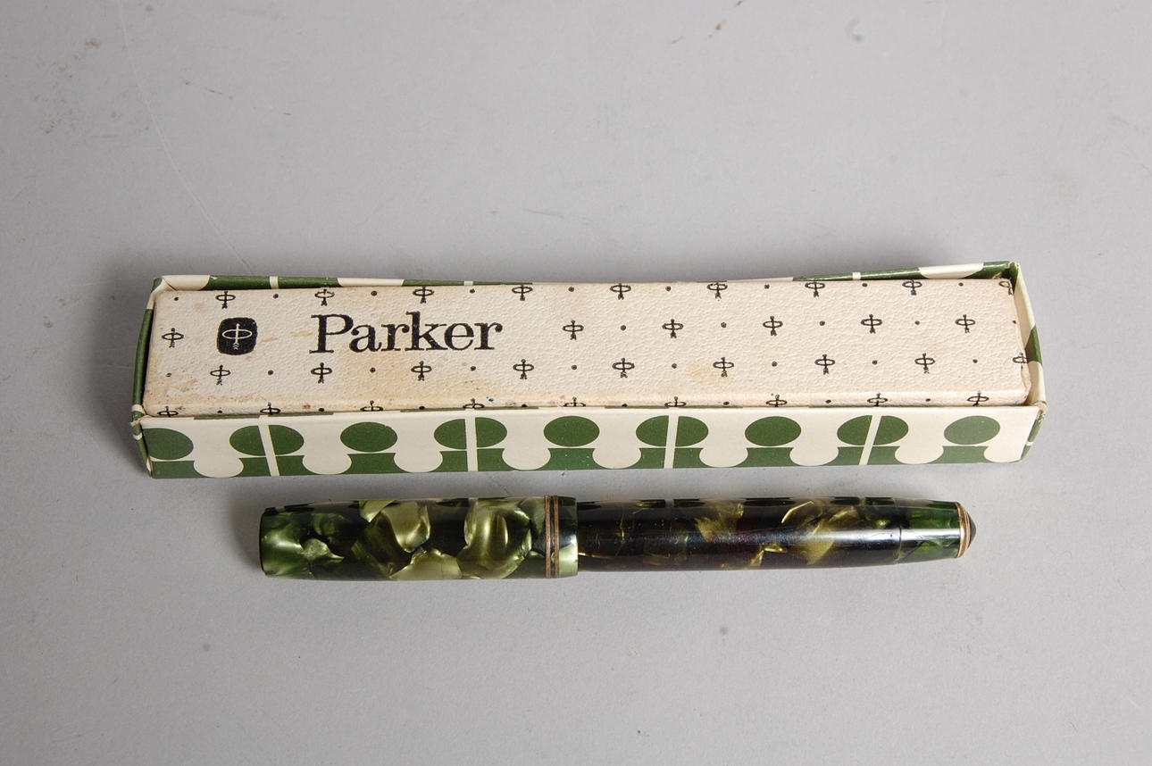 RESERVOARPENNA, "Parker " i kartong.