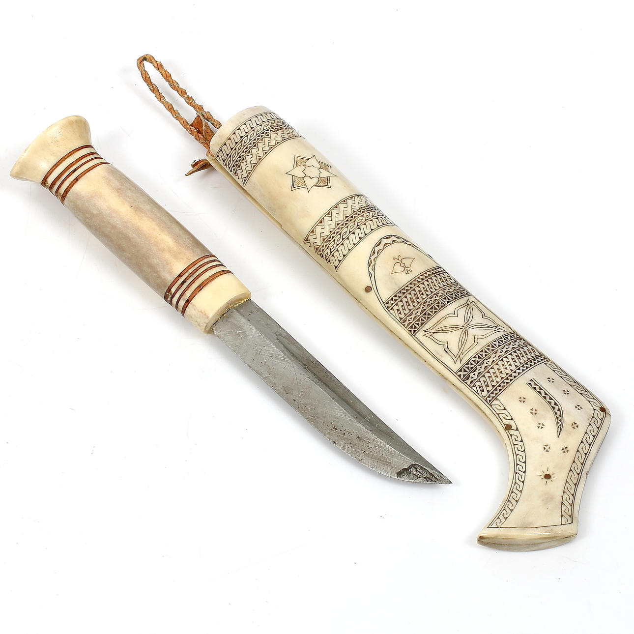 GUNNAR KIVIMÄKI. Sami knife, full horn, monogram signed GK, dated 1978.