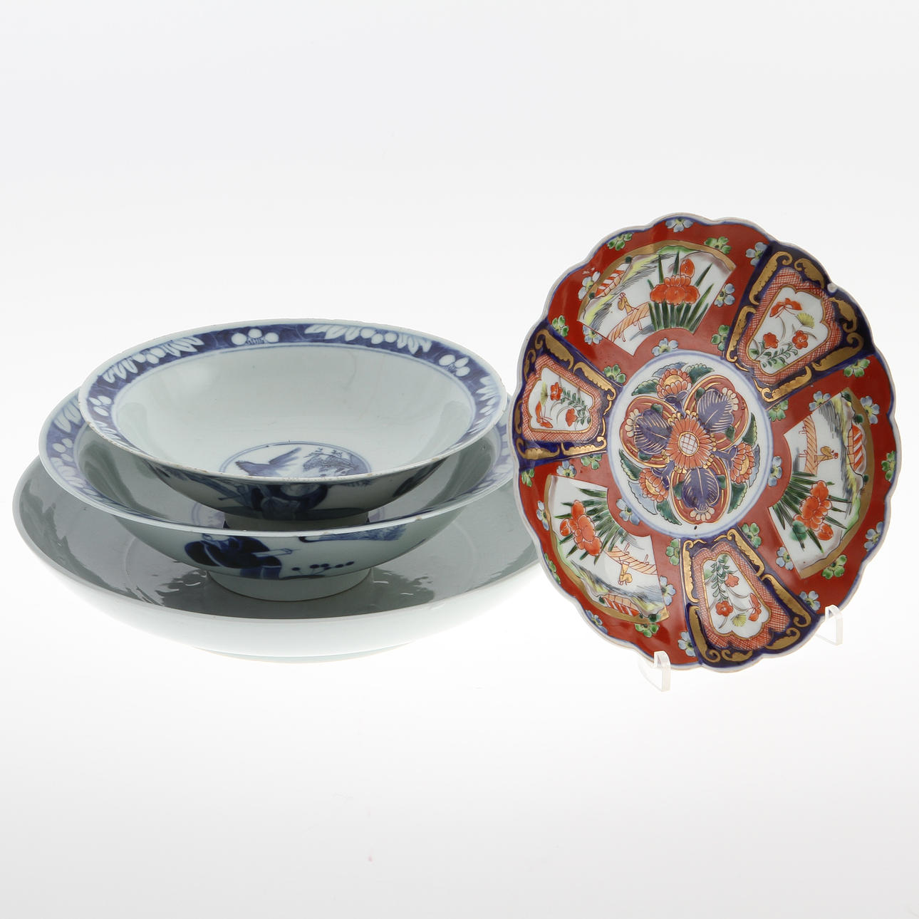 SKÅLFAT, 4 st, porslin, Kina samt Japan, 1800/1900-tal.