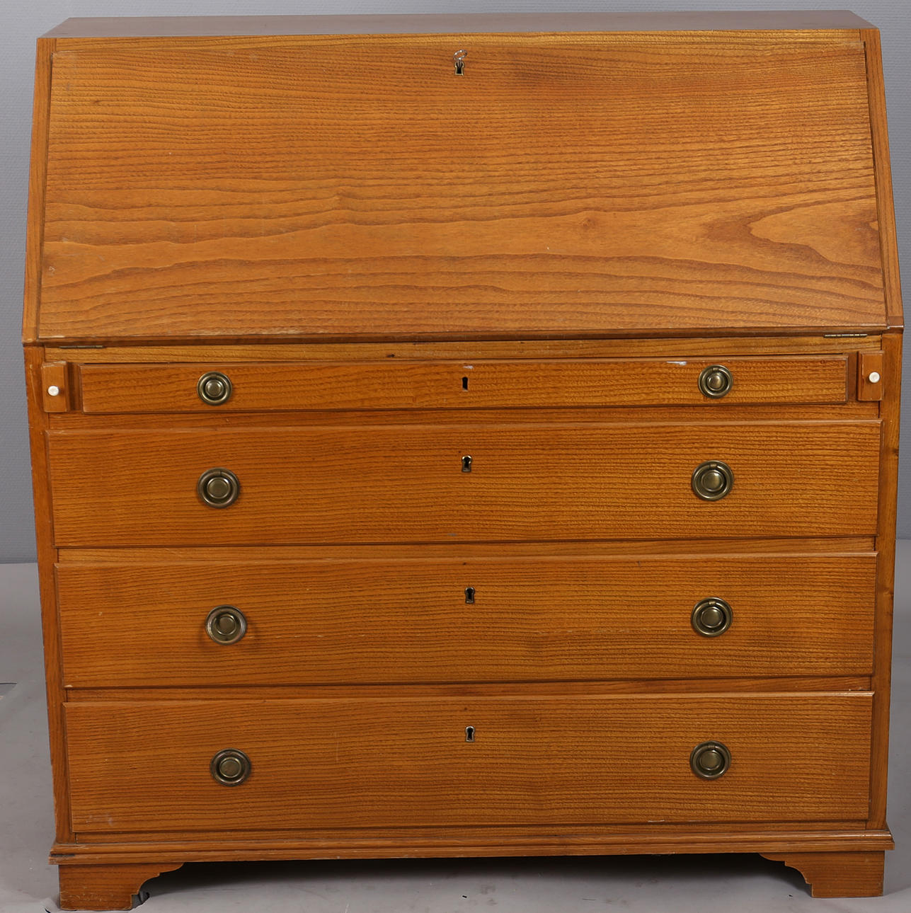 SKRIVBYRÅ, 1900-talets första hälft.