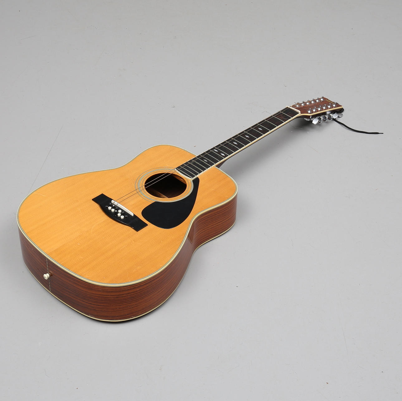 GUITAR, 12 strings, FG 512, Yamaha.