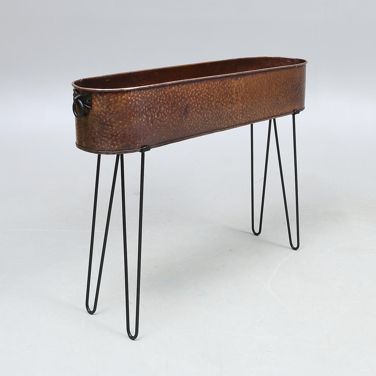 BLOMBORD, koppar och smide, 1900-tal.