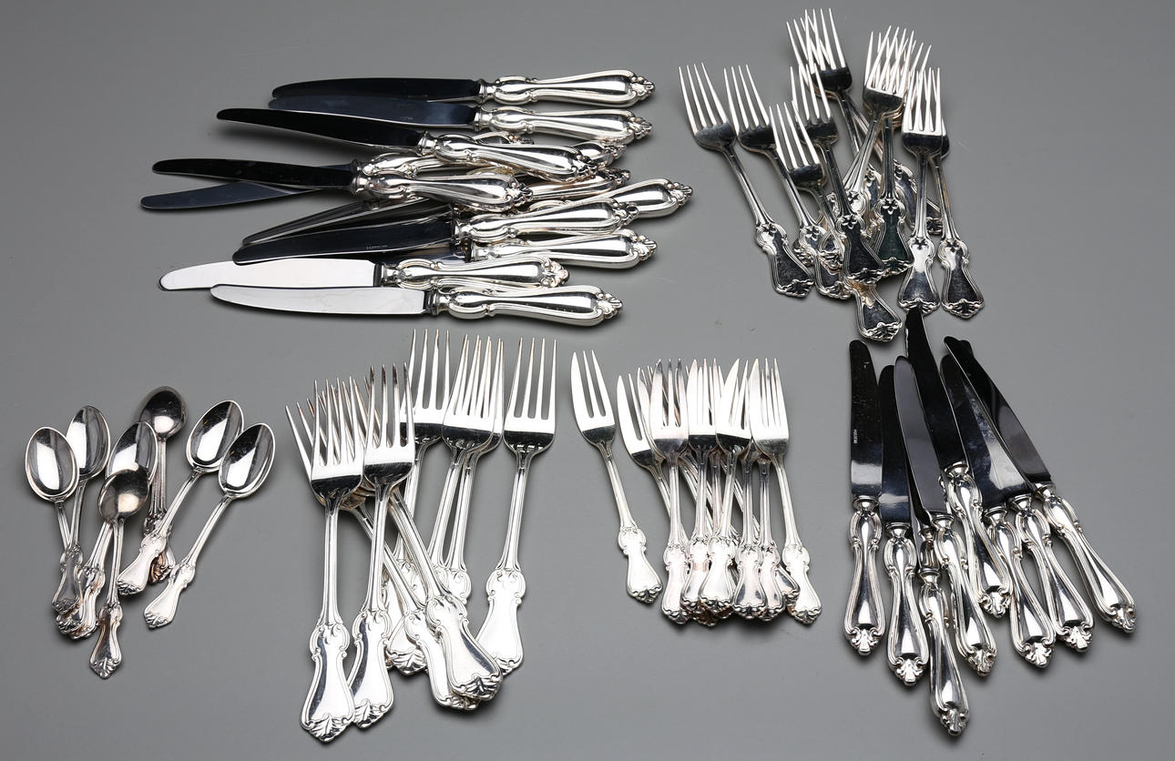 NYSILVER, 61 delar, samt 4 besticklinder.