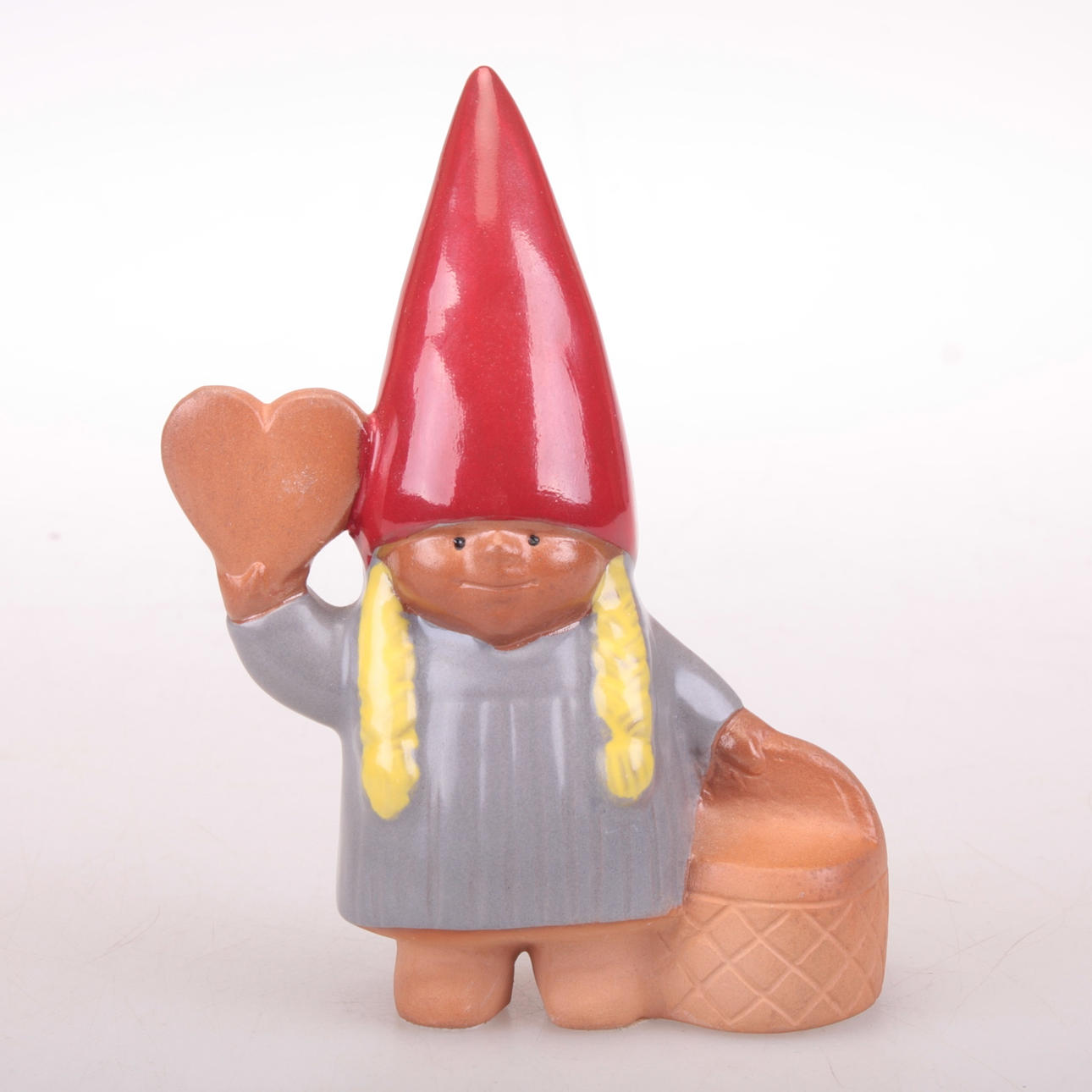 LISA LARSON. figurin, tomteflicka, keramik.