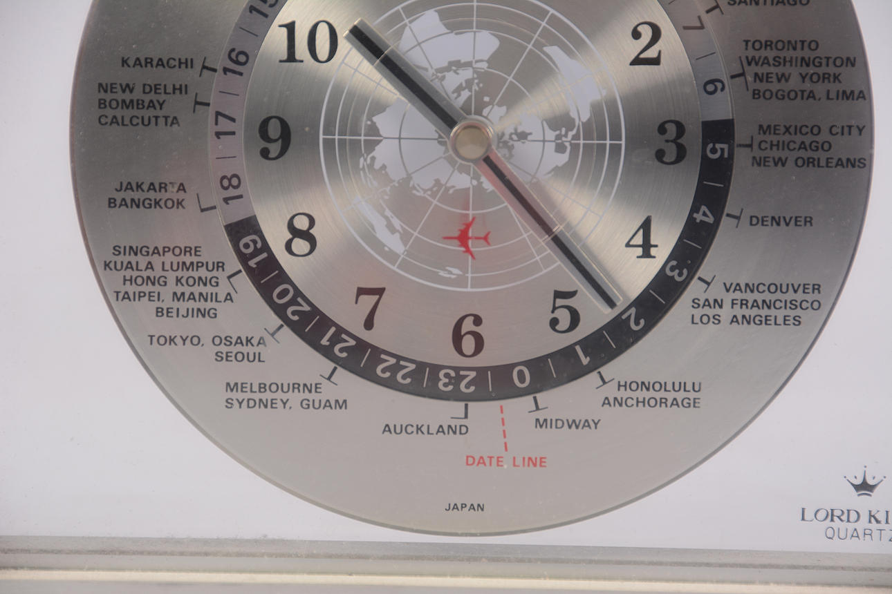 TABLE CLOCK, Lord King, Quartz, late 20th century. Clocks & Watches