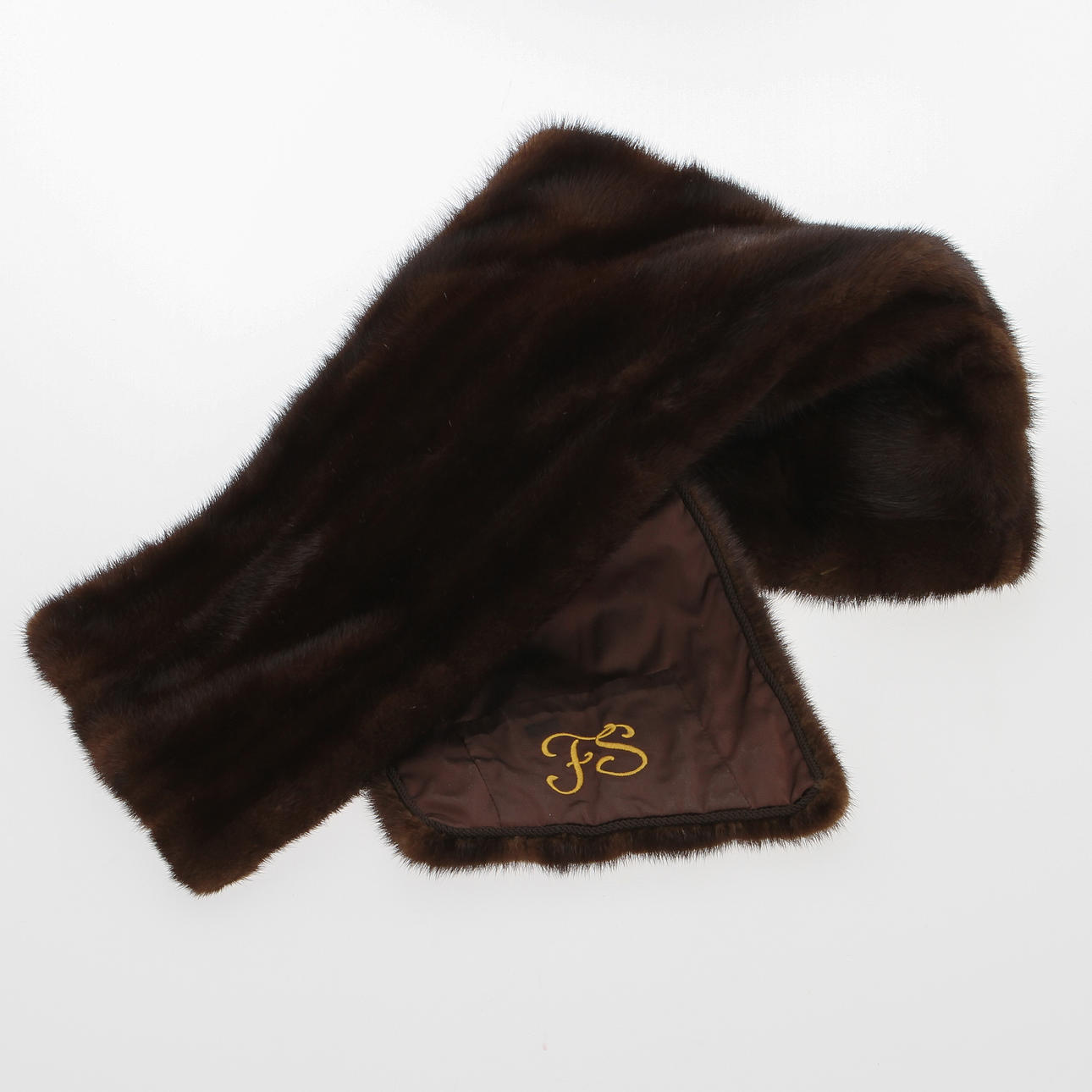 STOLA, mink.